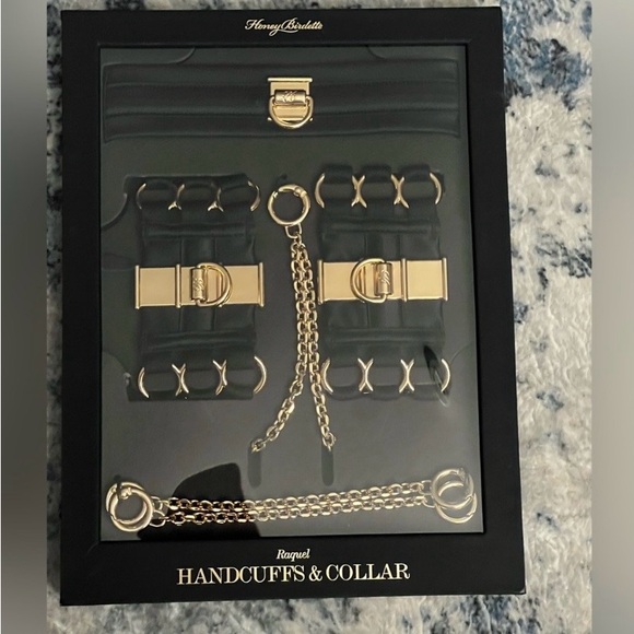 ISO Honey Birdette Raquel Handcuff & Collar Kit - Picture 2 of 2